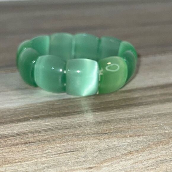 Green Chunky Beaded Bracelet Women’s Stretch Classiccore Minimalist Mermaidcore - Picture 2 of 5